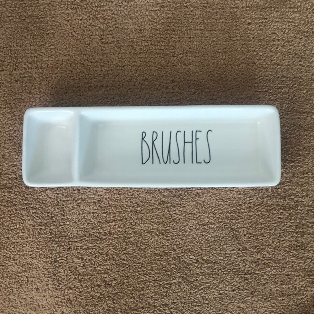 NWT Rae Dunn “Brushes” Sectional Tray